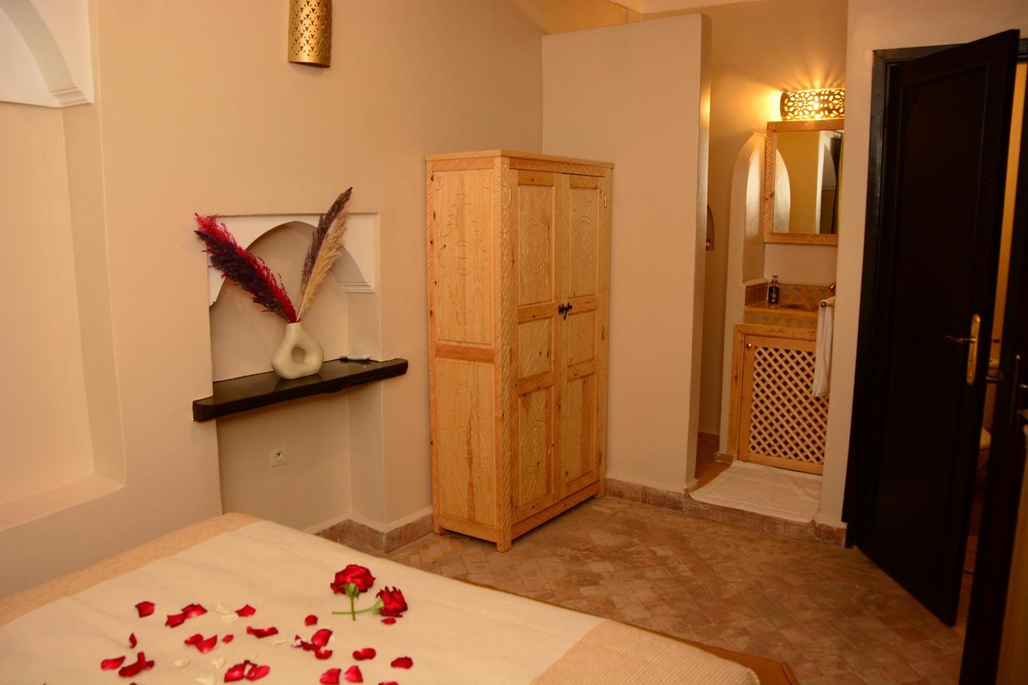 Riad Bab Nour Marrakesh Bagian luar foto
