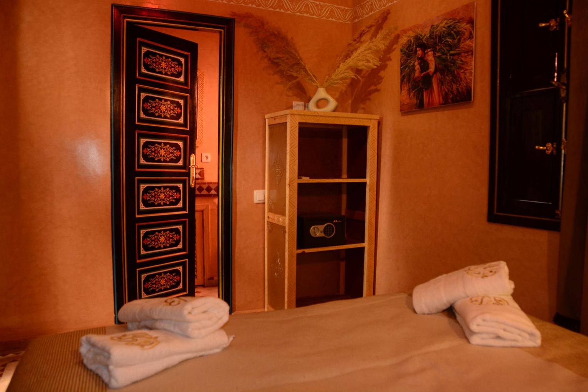 Riad Bab Nour Marrakesh Bagian luar foto